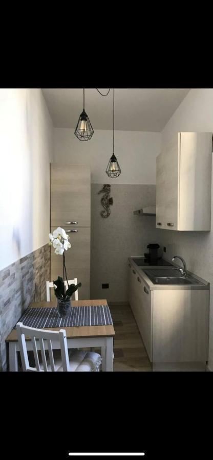 Apartament Casa Fronte Del Porto Bari Zewnętrze zdjęcie